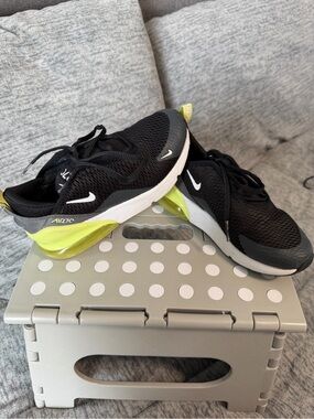 Nike Air Max 270 React boys shoes